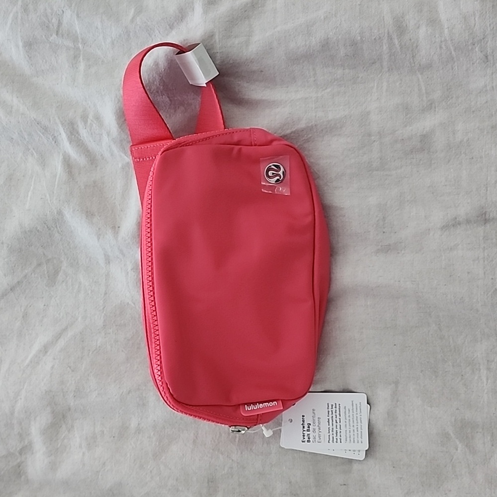 Everywhere Belt Bag